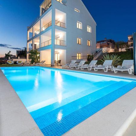 Apartment Deluxe Villa Carlotta ザダル エクステリア 写真