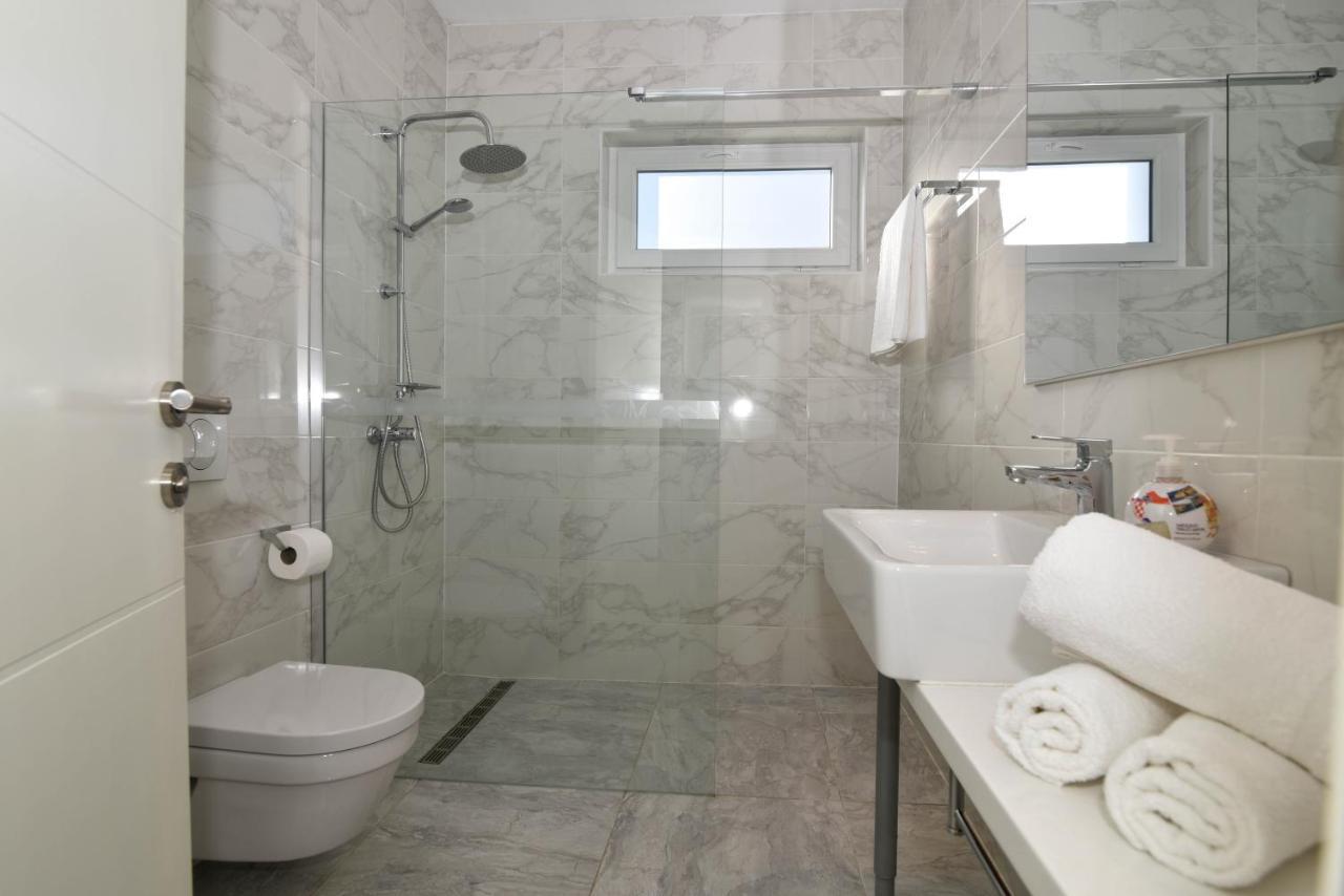 Apartment Deluxe Villa Carlotta ザダル エクステリア 写真
