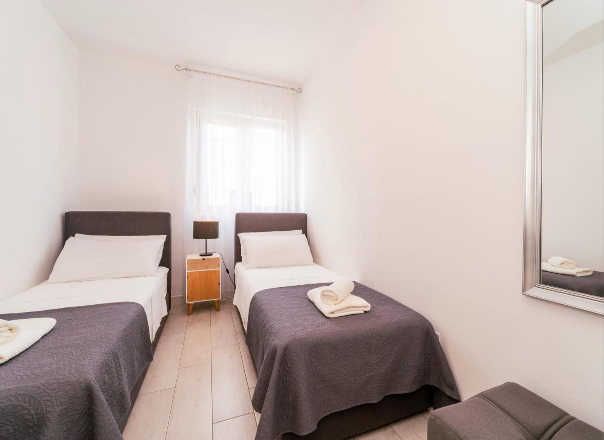 Apartment Deluxe Villa Carlotta ザダル エクステリア 写真