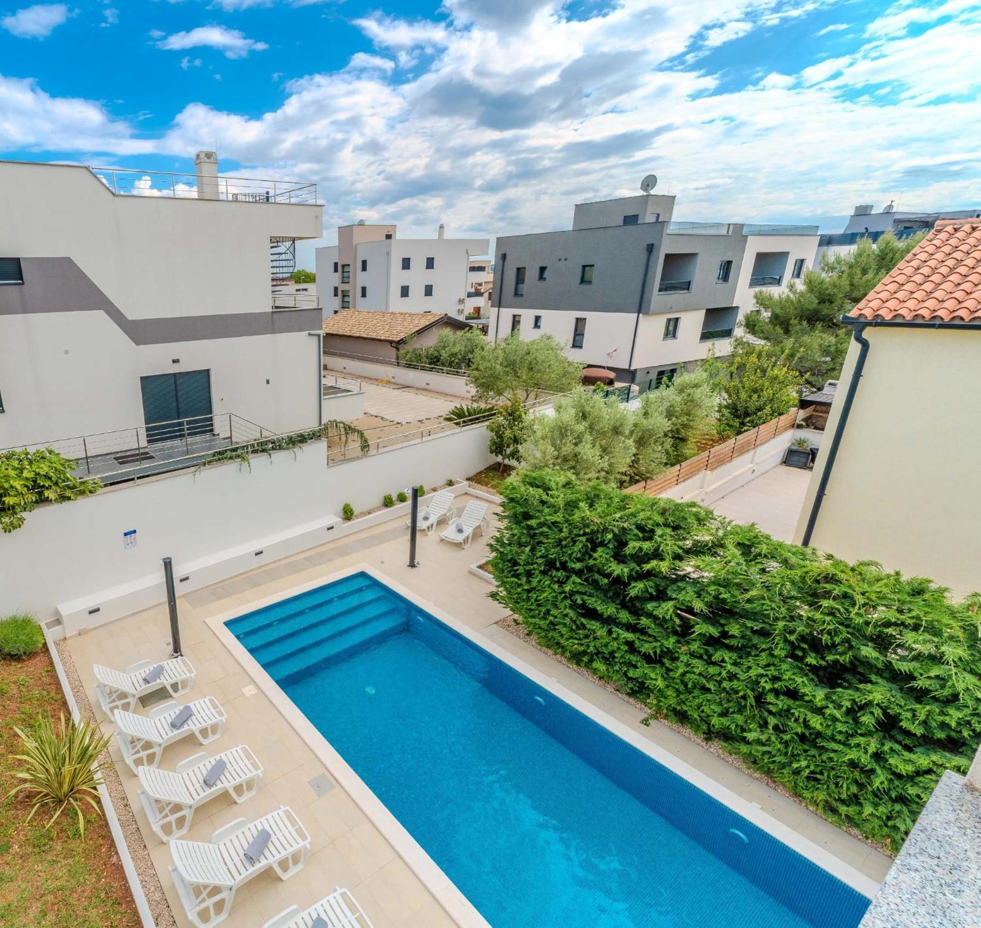 Apartment Deluxe Villa Carlotta ザダル エクステリア 写真